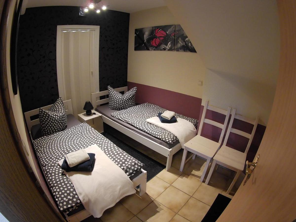 Haus Mohr - Ferienwohnung Im Taunus Weilmunster Eksteriør billede